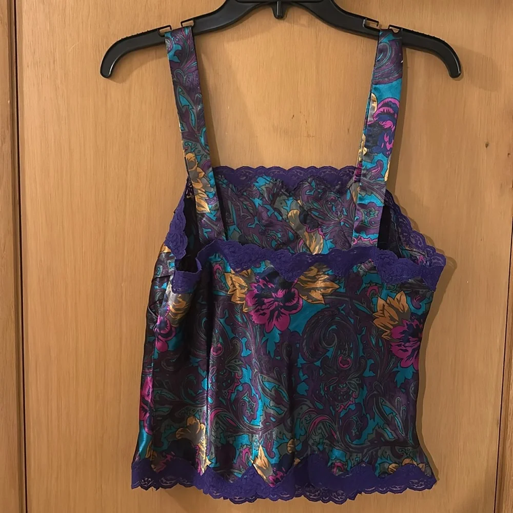 Victoria’s Secret Vintage Floral Pleated Lace Lingerie Top Tank Size Medium